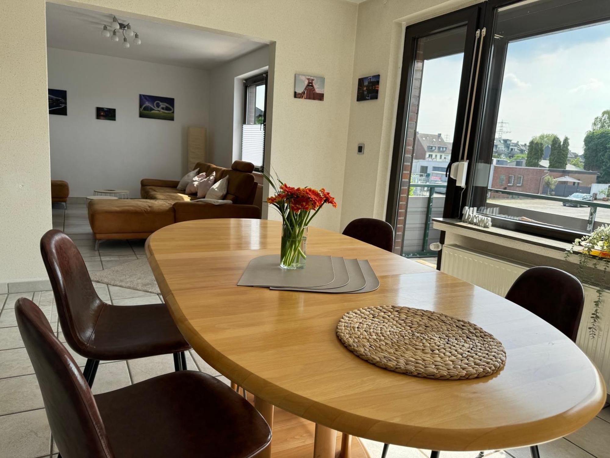 Ruhrpott Residenz - 3 Zimmer Suite - 70Qm Mit Balkon 오버하우젠 외부 사진